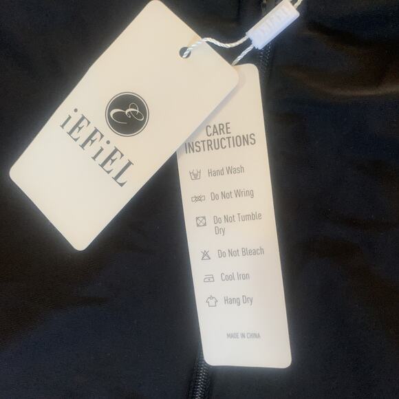 NWT IEFIEL BLACK/PINK RASH GUARD SHORT SLEEVE ZIP ONE PIECE SWIMSUIT/WETSUIT XXL - Picture 7 of 10